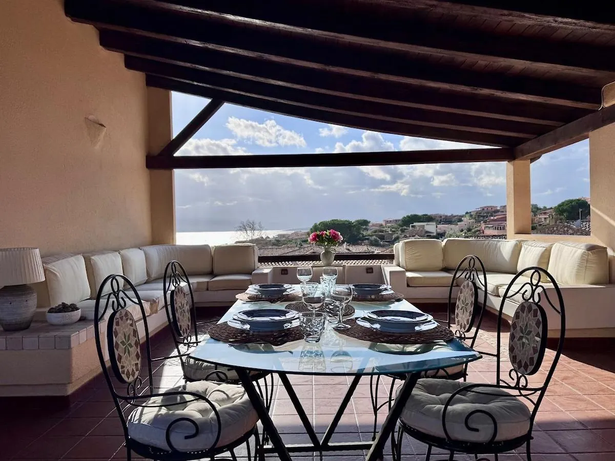 Panoramic Seaview Apartment ゴルフォ・アランチ 0*,  イタリア